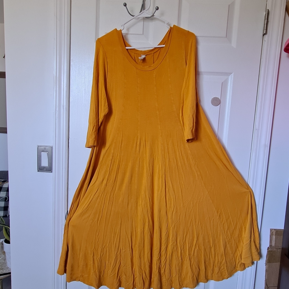 Plus size midi dress